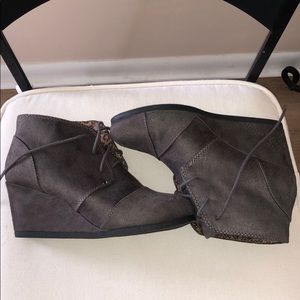 MarcoRepublic Grey Wedges